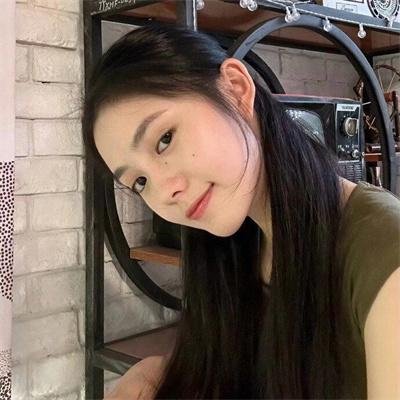 布鲁克斯，草地和可爱脸孔
